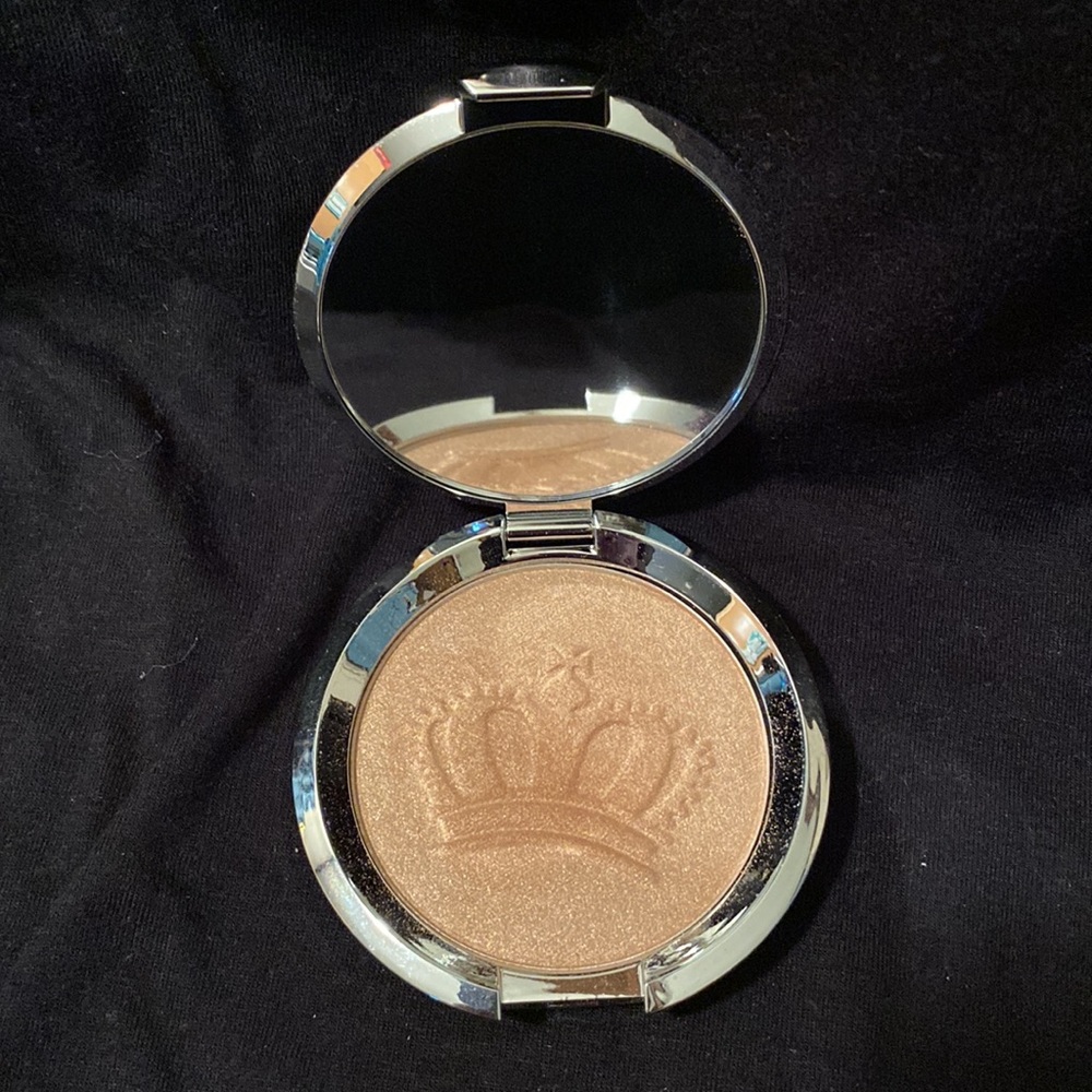 Becca Shimmering Skin Perfector in Royal Glow